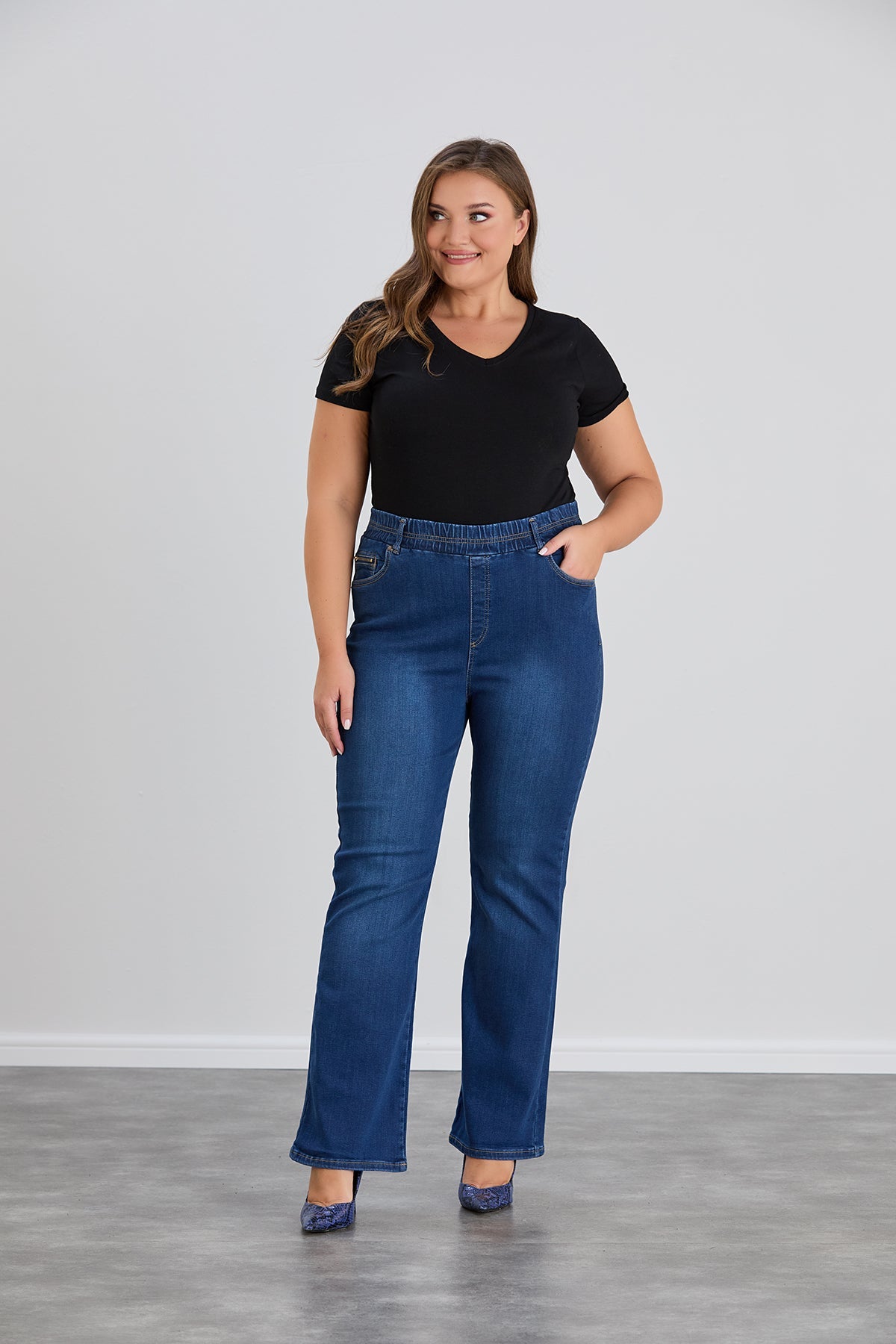 Bootcut-Jeans mit elastischem Bund - Blau