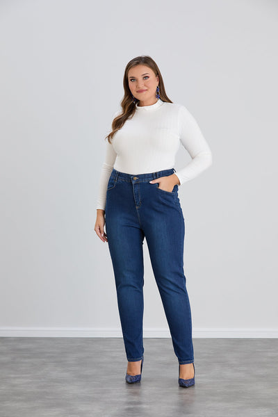 Jeans mit hohem und elastischem Bund