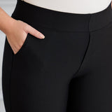 Hose mit ausgestelltem Schnitt ab dem Knie – Schwarz