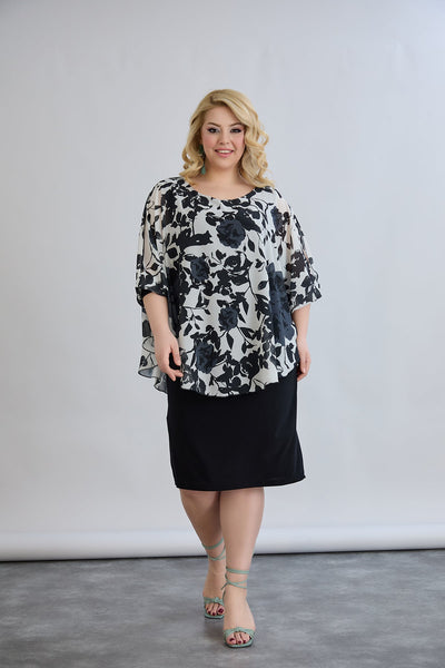 Kleid mit Chiffon und Schulterakzent - Blumen