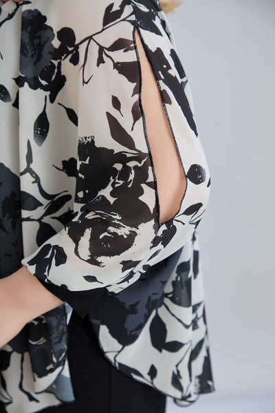 Kleid mit Chiffon und Schulterakzent - Blumen