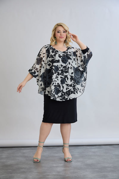 Kleid mit Chiffon und Schulterakzent - Blumen