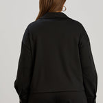 Kurze Strickjacke mit Lederdetails – Schwarz