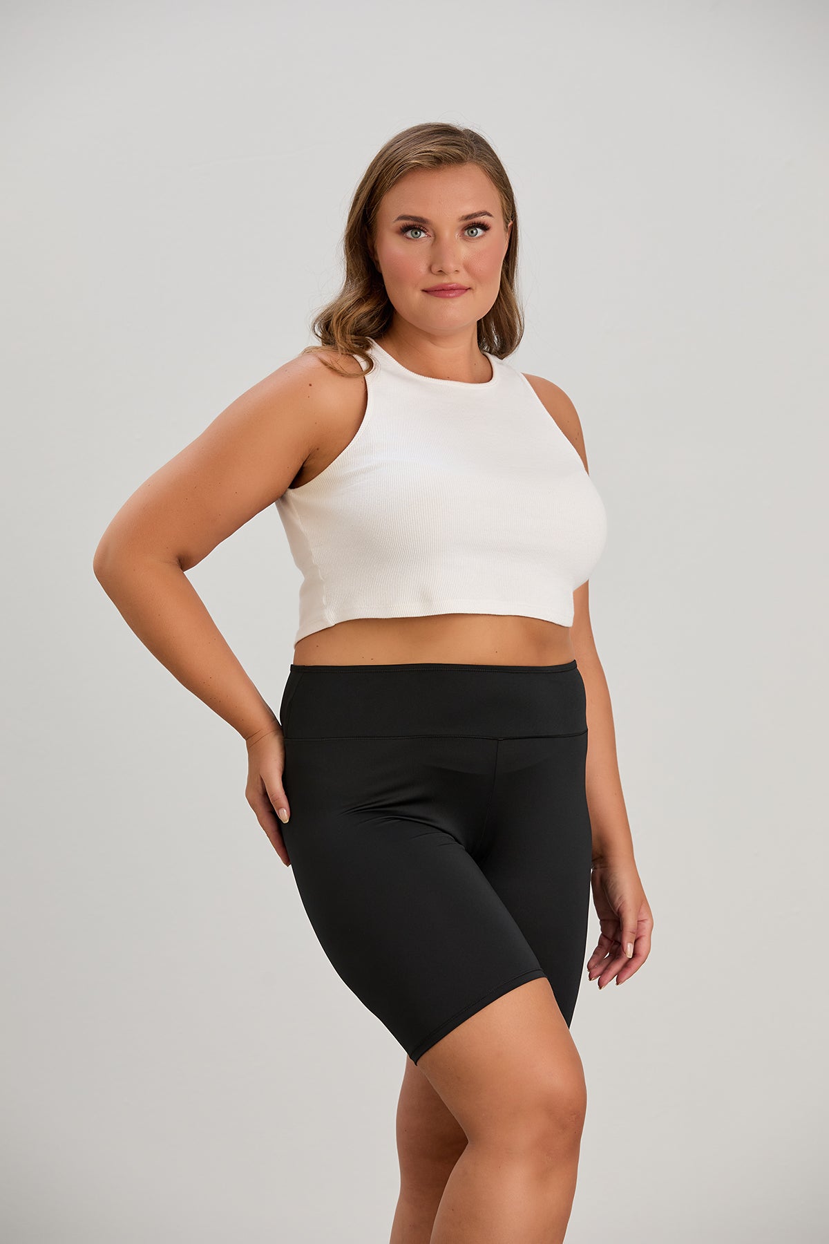 Kurze Leggings aus Mikrofaser - Schwarz