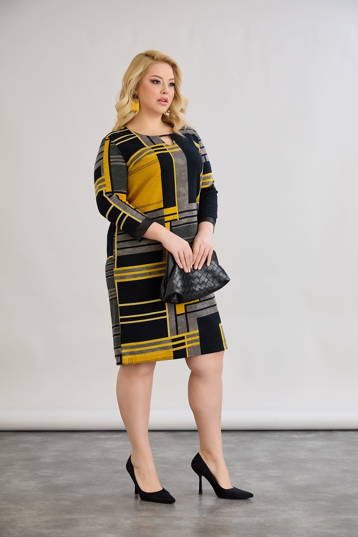 Midikleid mit Print cut out - Senffarbe