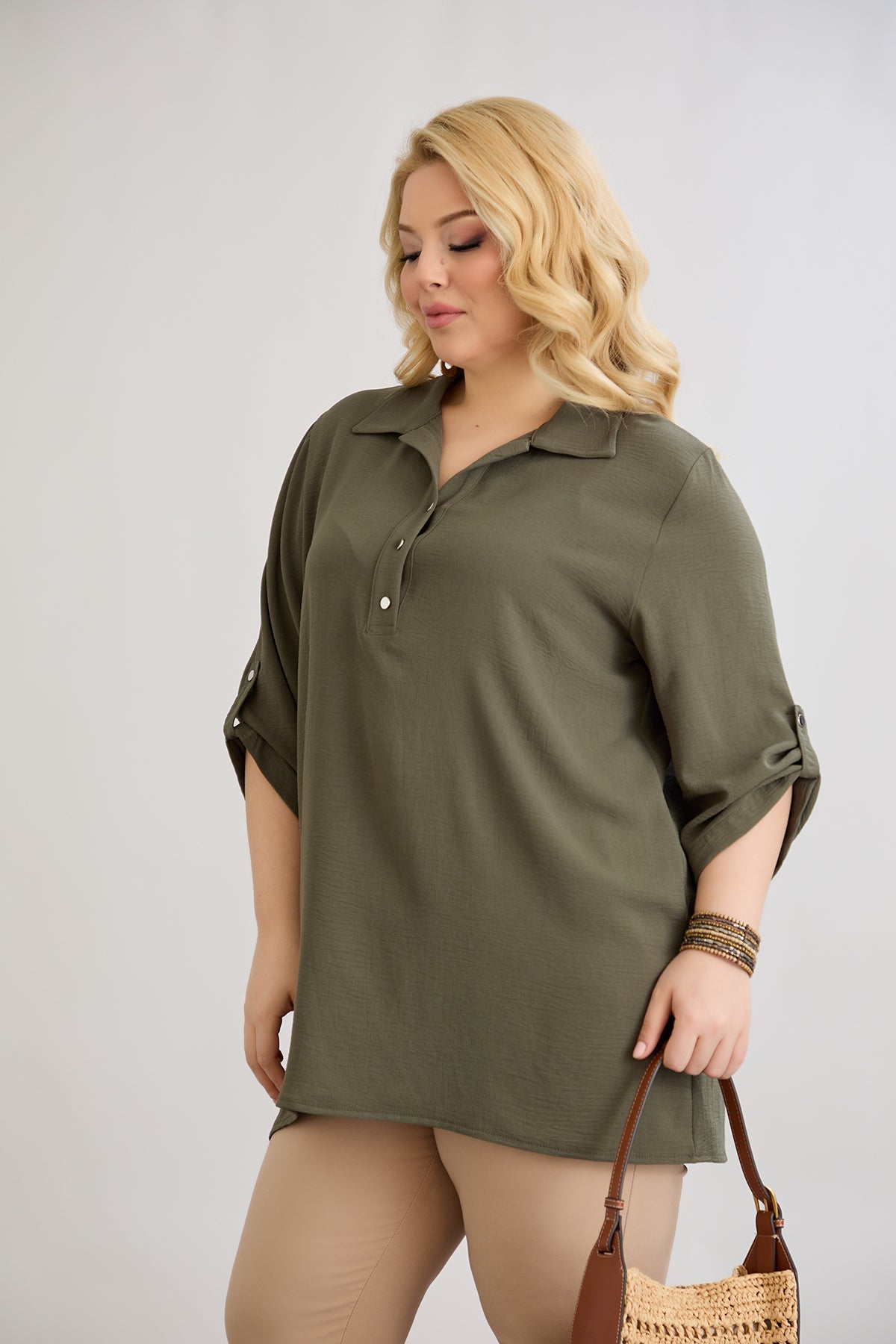 3/4-ärmeliges Hemd mit Knopfleiste - Khaki