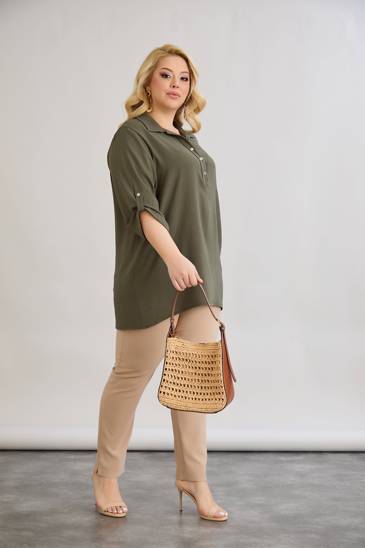 3/4-ärmeliges Hemd mit Knopfleiste - Khaki