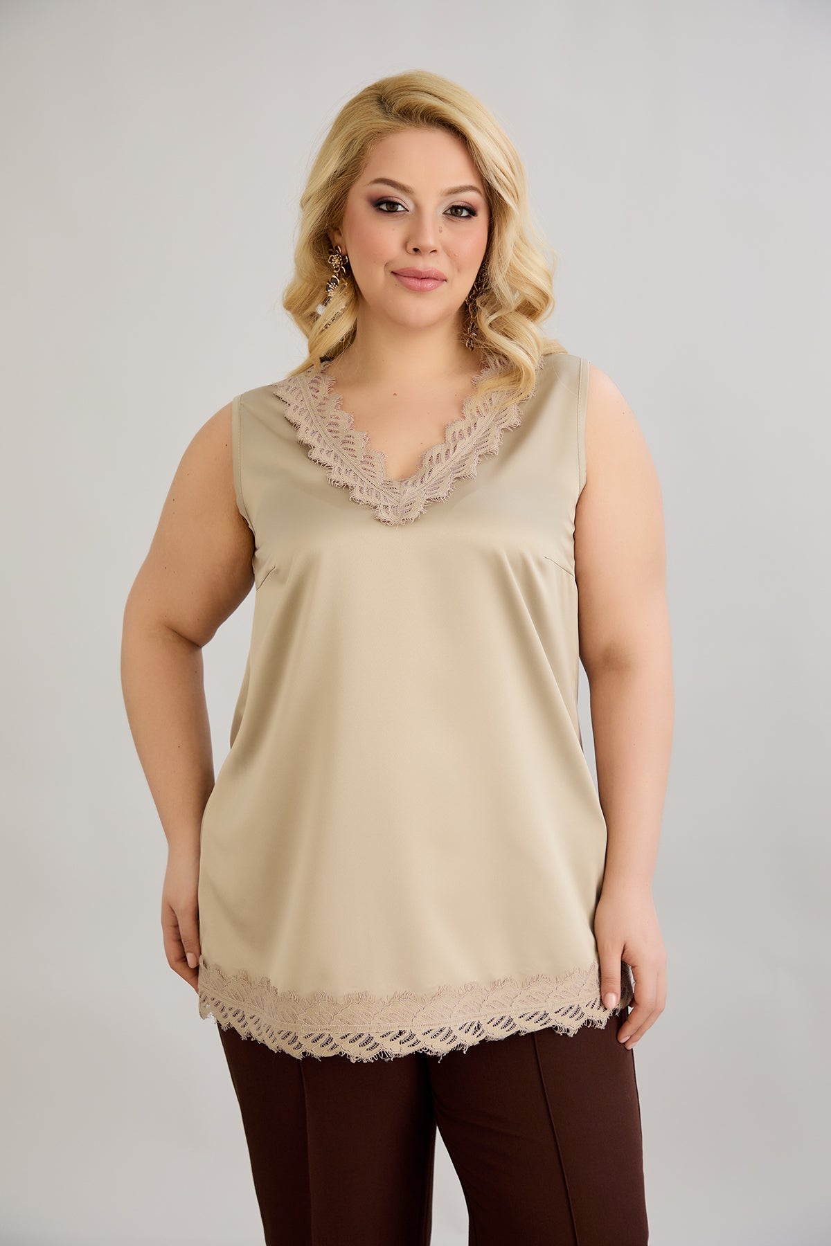 Satin-Luxus-Top mit Spitze - Sand