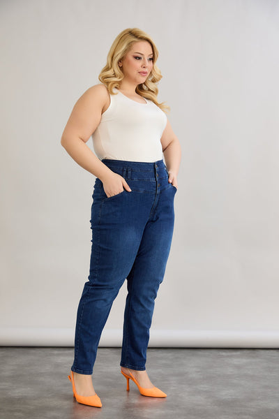 Elastische Jeans mit hohem Taillenumfang und Knöpfen