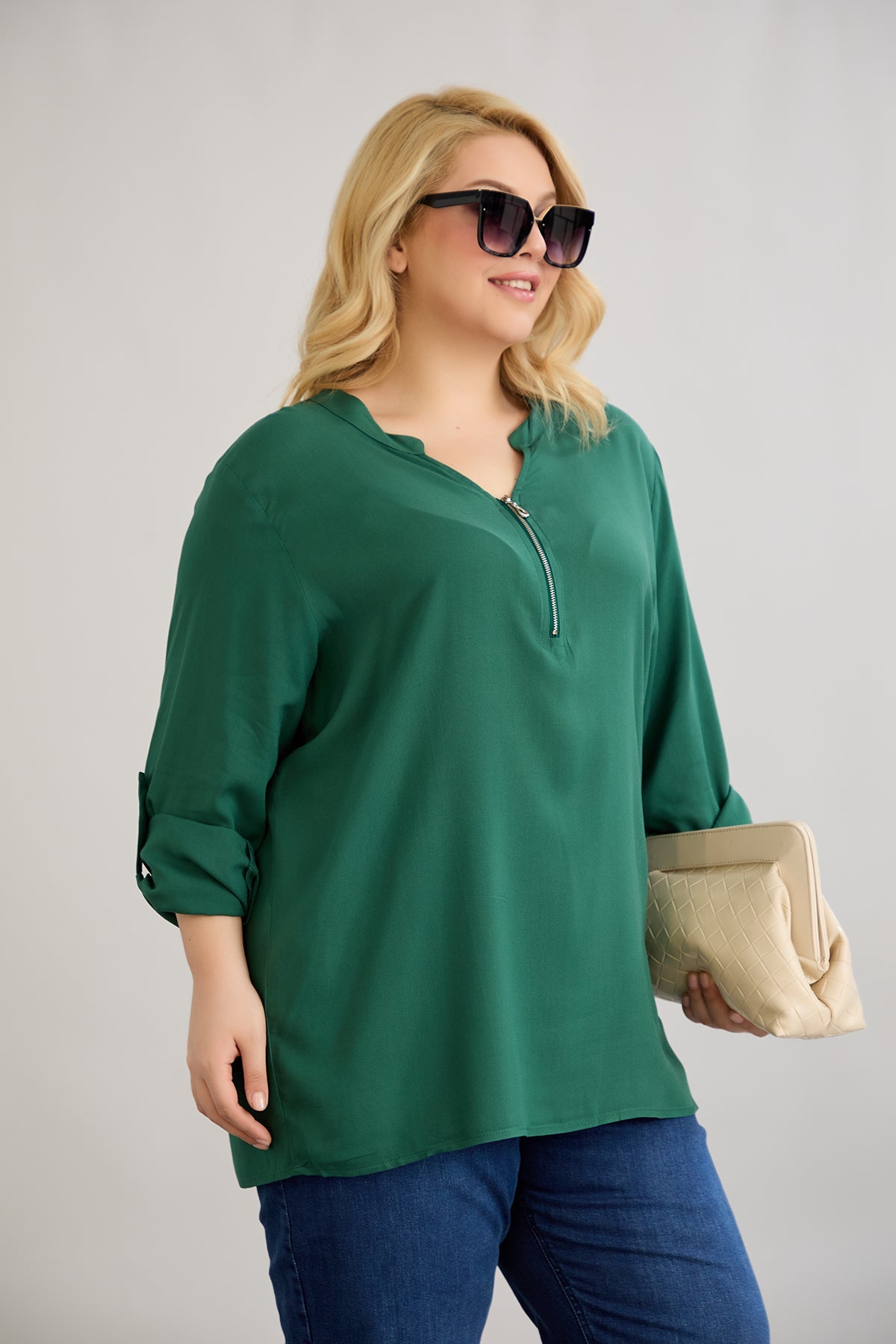 Bluse aus Viskose mit Reißverschluss am Halsausschnitt - Grün