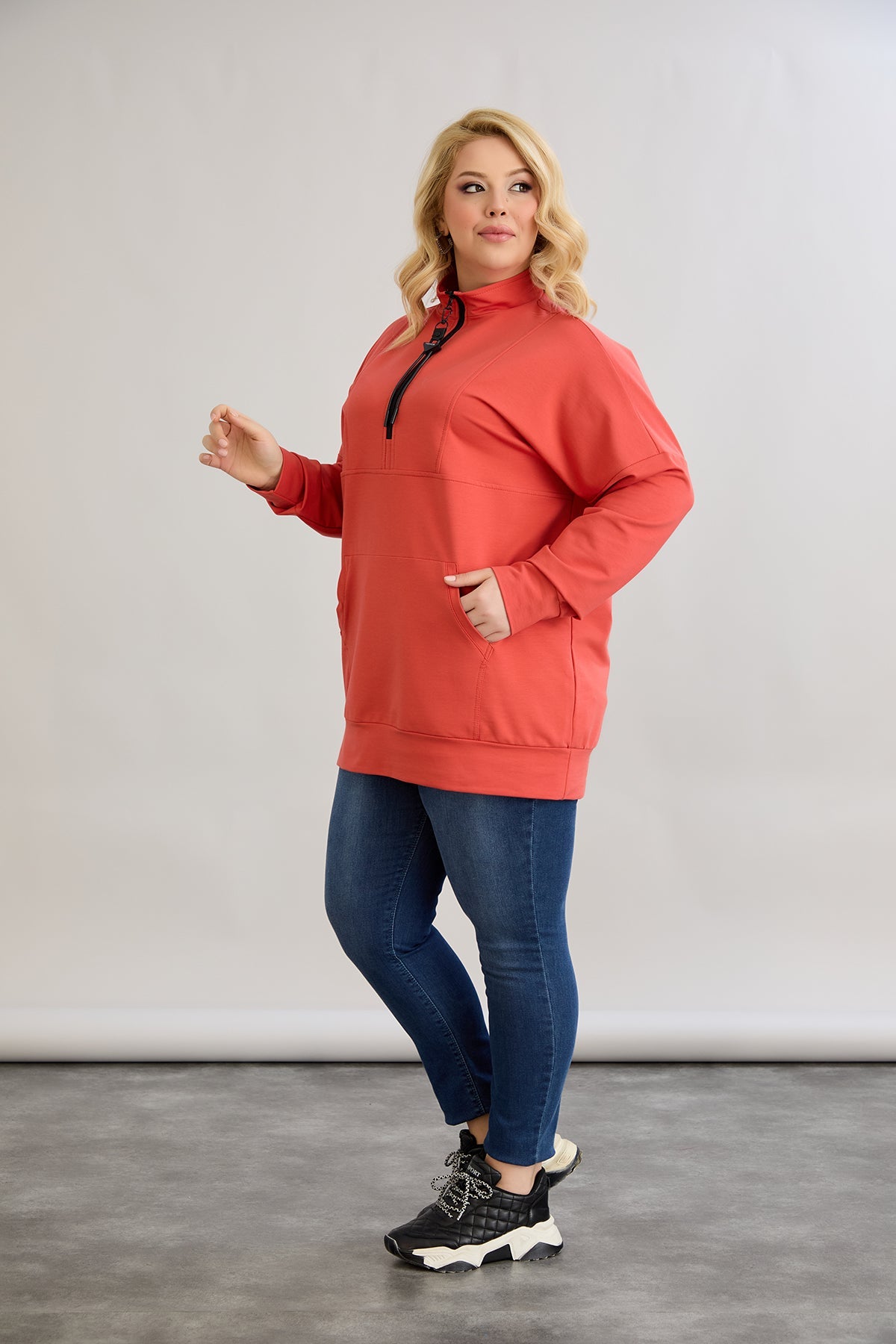 Zip-Hoodie mit dekorativen Nähten - Korallenfarbe