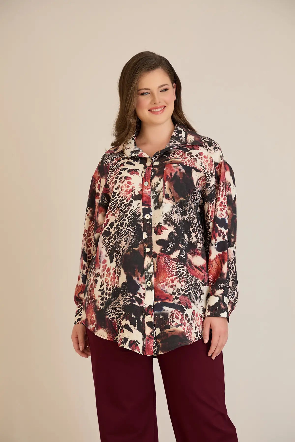 Elegante Hemdbluse aus feiner Viskose – Bordeaux – Burgund
