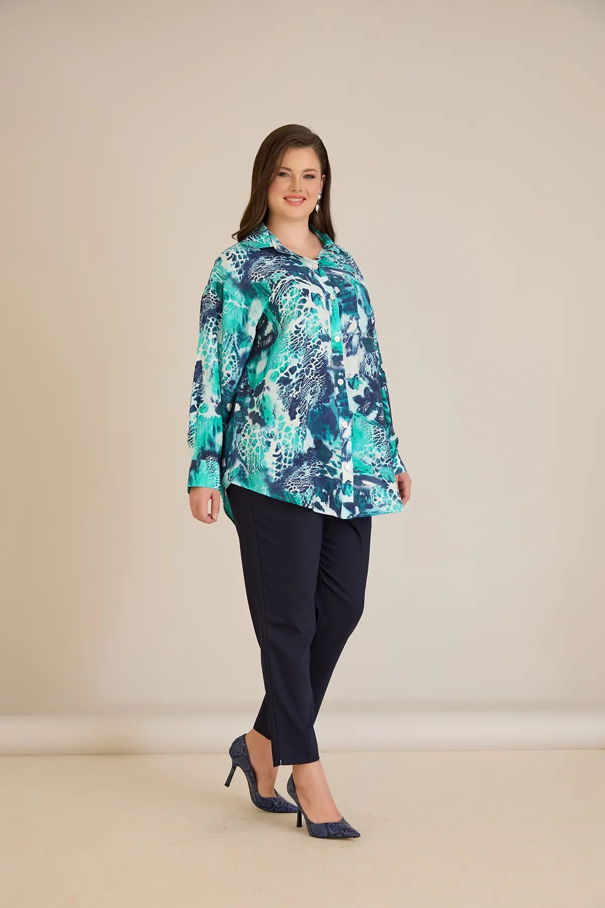 Elegante Hemdbluse aus feiner Viskose – Türkis – Türkis