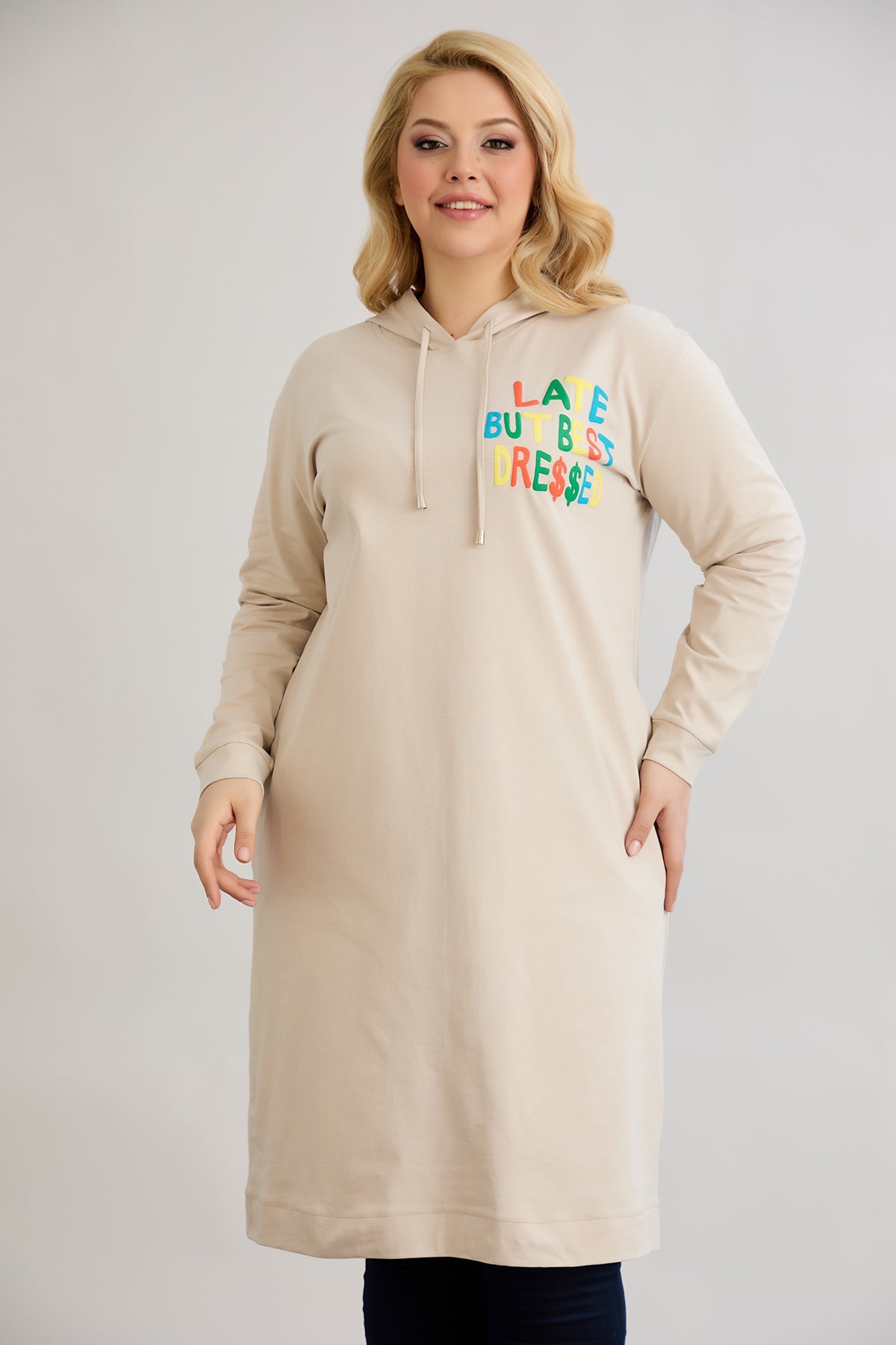 Baumwoll-Tunika-Kleid mit Print in Übergrößen - Ecru