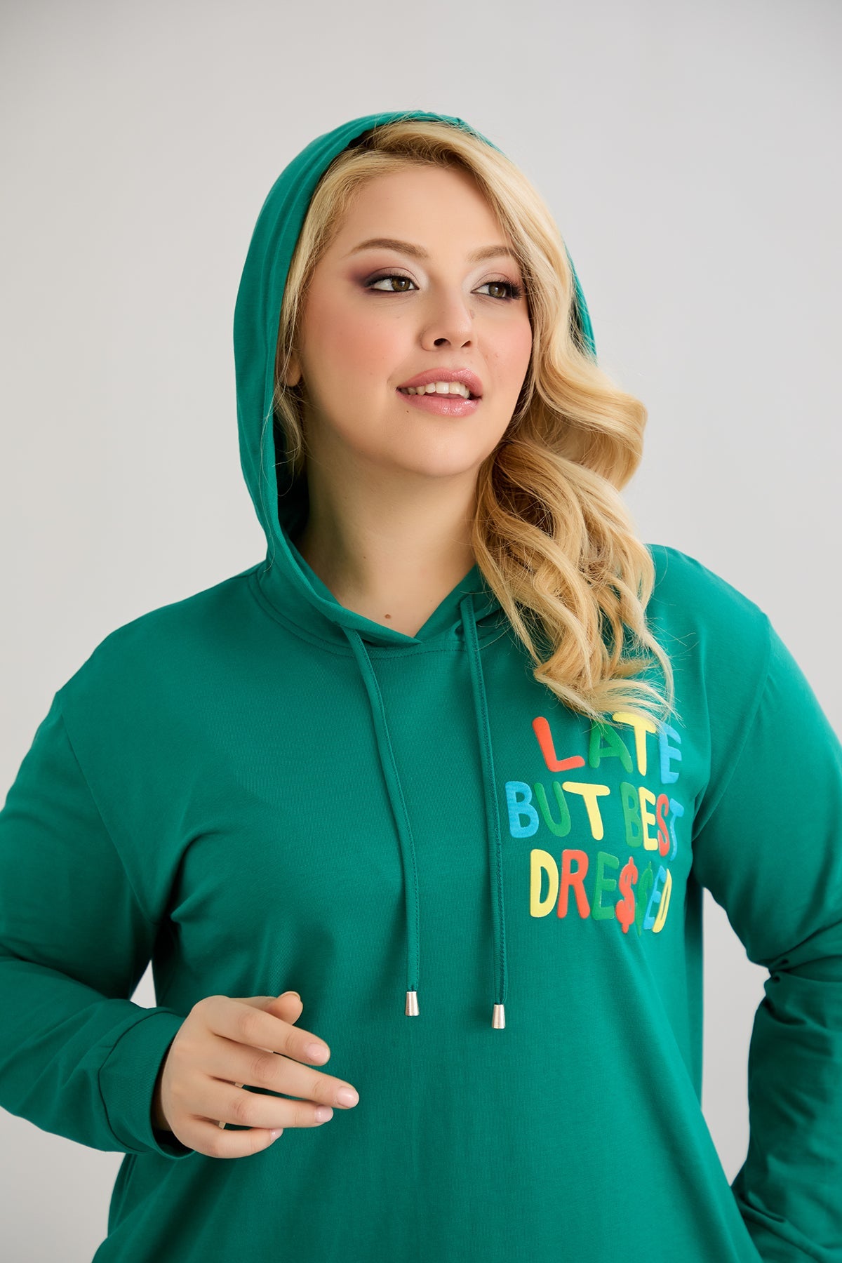 Baumwoll-Tunika-Kleid mit Print "Late but best dressed" - Grün