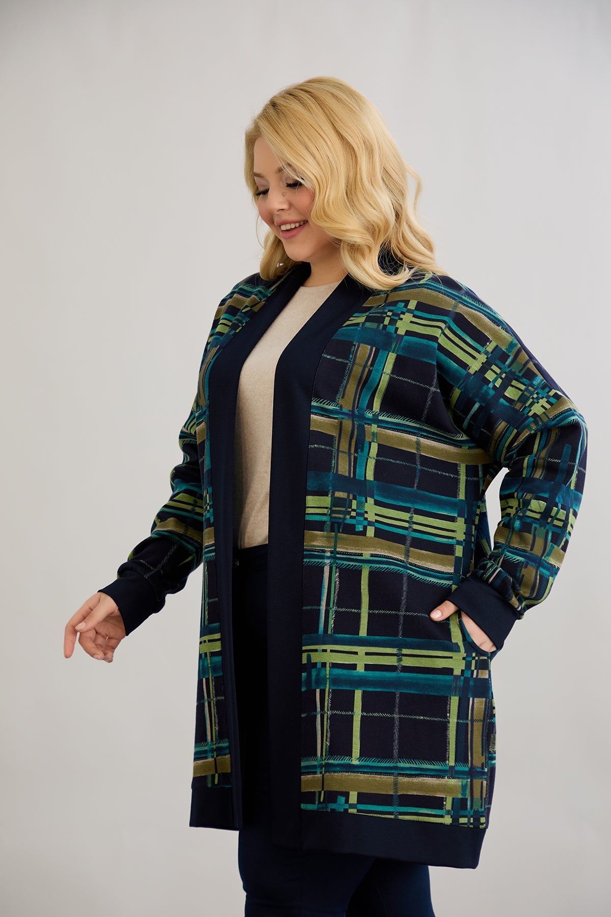 Strickjacke, lange, offene Form, Baumwolle in grosse grossen
