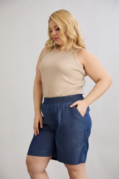 Jeans-Shorts mit zwei Fronttaschen