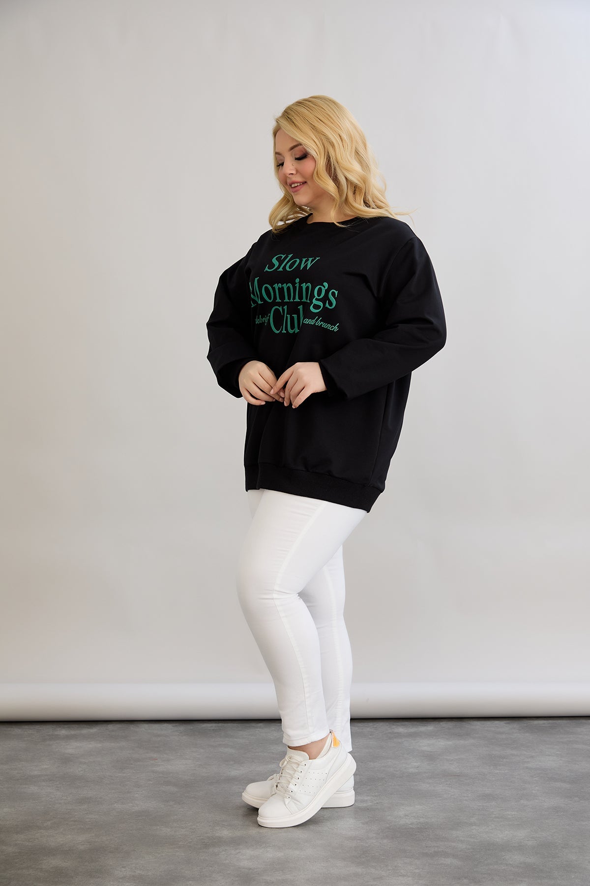 Casual-bluse mit Schriftzug „Slow Morning“ - Grün