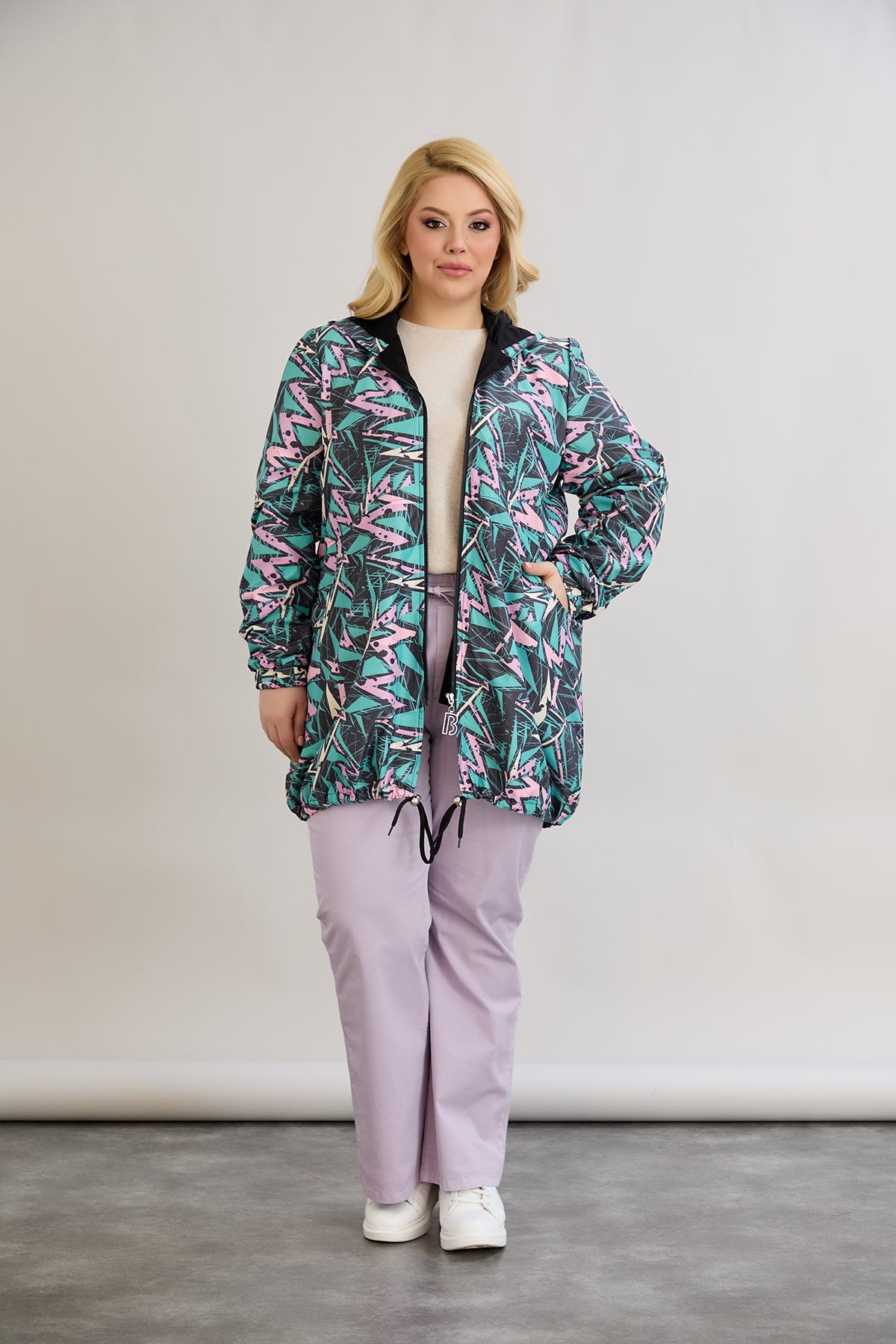 Leichte Frühlingsjacke mit Print und Baumwollfutter - Multifarbe