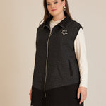 Strickweste mit Stern-Applikation – Schwarz