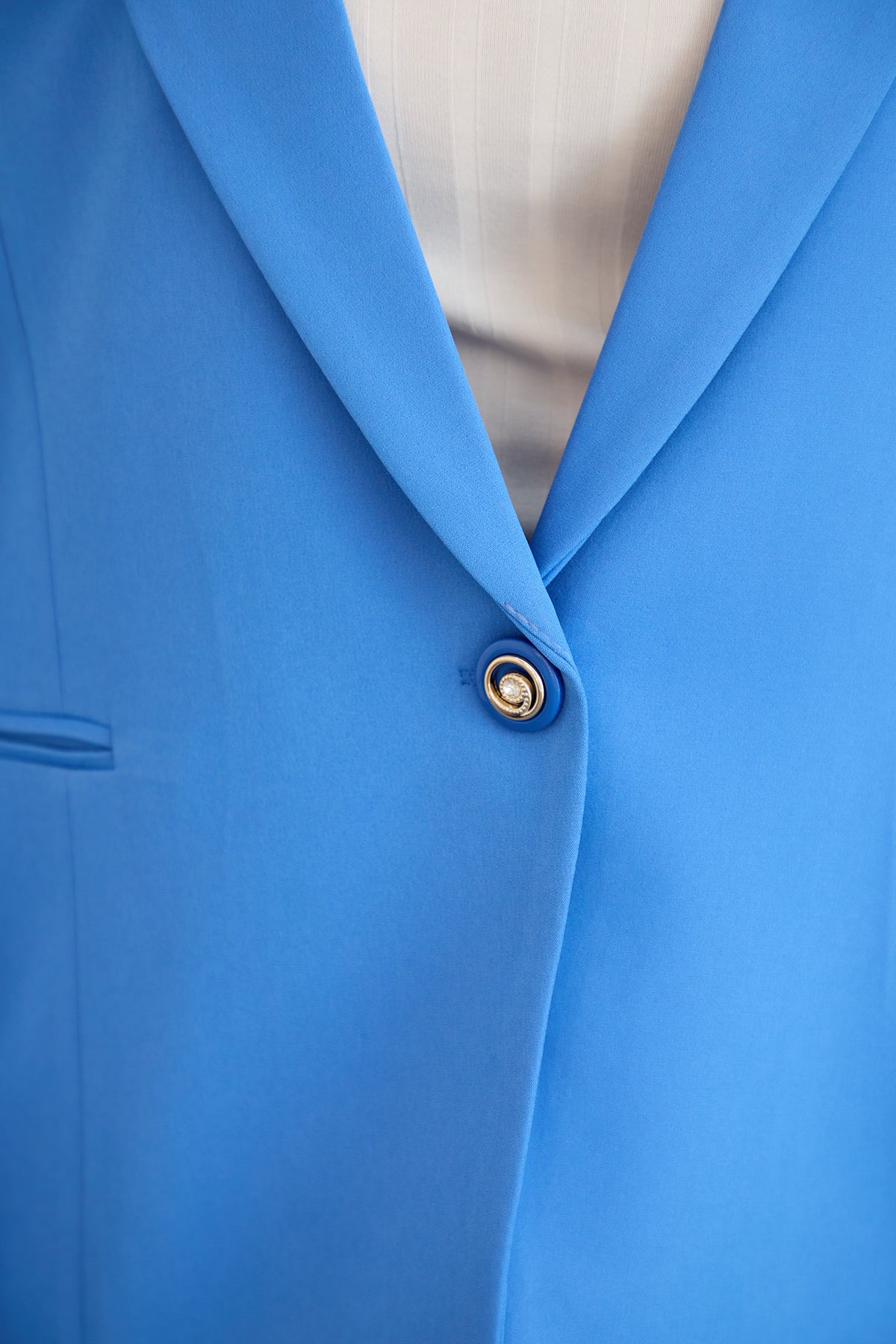 Elegante und moderne Jacke mit Futter - Blau