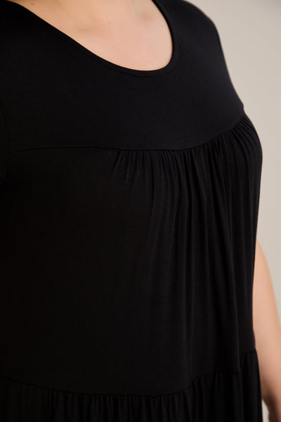 Sommerkleid aus Ecovero-Viskose - Schwarz - 10118
