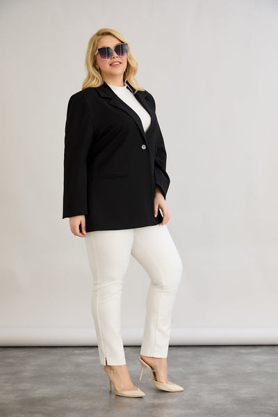 Lange Jacke mit Futter und einem Knopf
