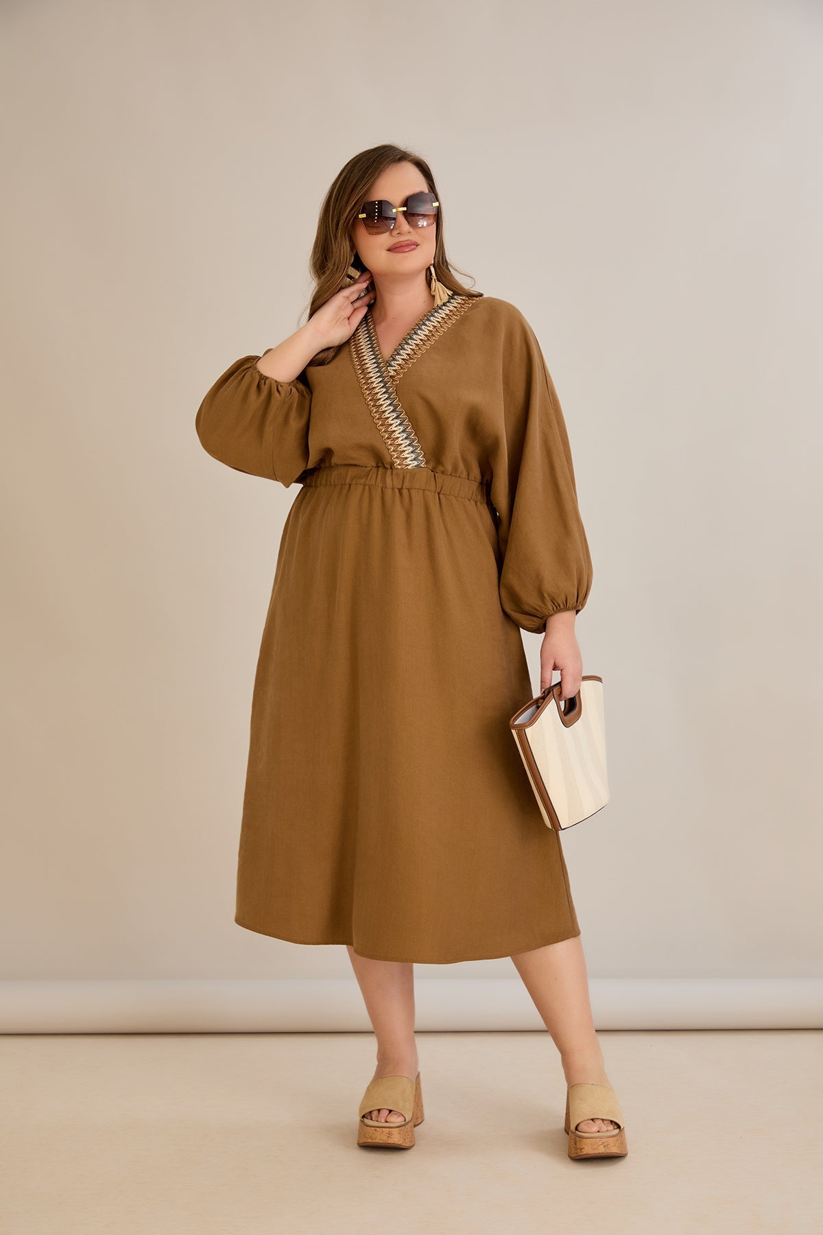 Elegantes Kleid aus Tencel - Kaffee - 10964