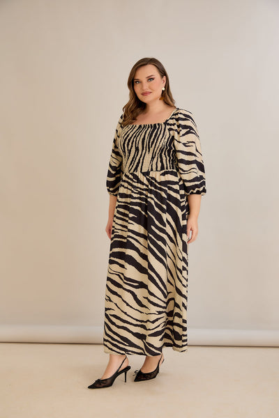 Sommerkleid mit modernem Print und Rücken-Detail - Animal