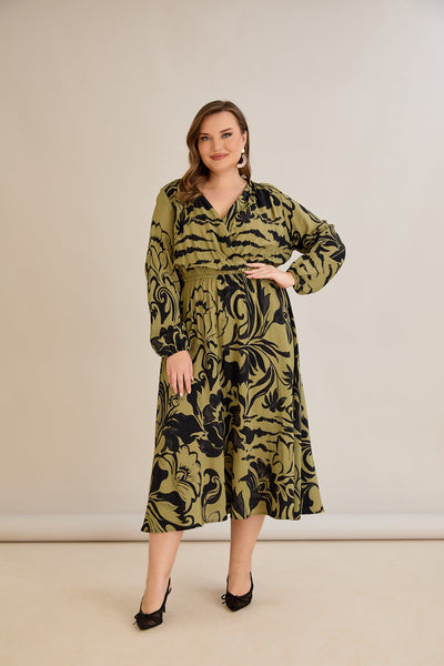 Viskosekleid mit Wickelausschnitt und exklusivem Print - 10679