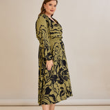 Viskosekleid mit Wickelausschnitt und exklusivem Print - 10679 – Multifarbe