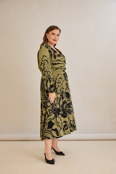 Viskosekleid mit Wickelausschnitt und exklusivem Print - 10679