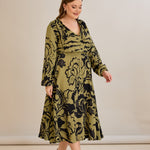 Viskosekleid mit Wickelausschnitt und exklusivem Print - 10679 – Multifarbe