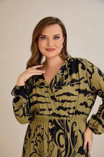 Viskosekleid mit Wickelausschnitt und exklusivem Print - 10679