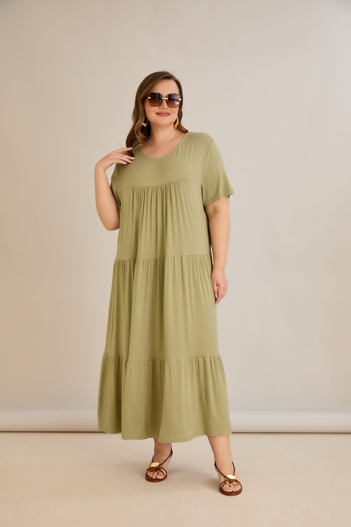 Ecovero-Viskosekleid mit hoher Naht und luftiger Passform - Grün - 10118