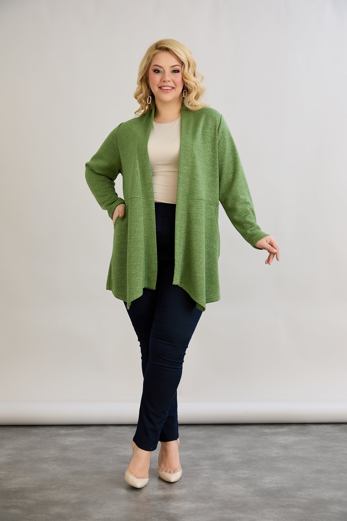 Viskose-Strickjacke mit Lurex - Grün