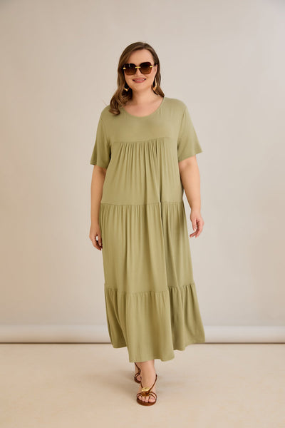 Ecovero-Viskosekleid mit hoher Naht und luftiger Passform - Grün - 10118