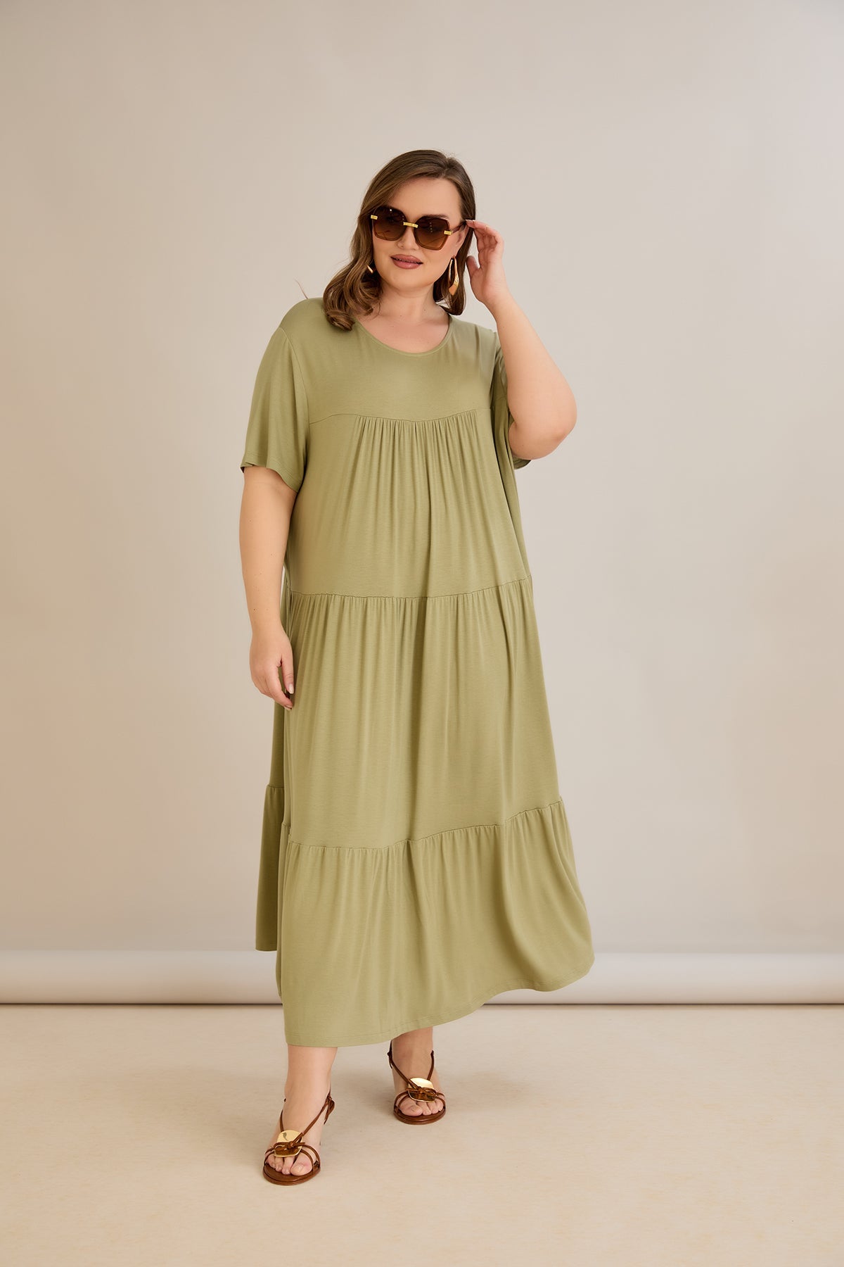 Ecovero-Viskosekleid mit hoher Naht und luftiger Passform - Grün - 10118