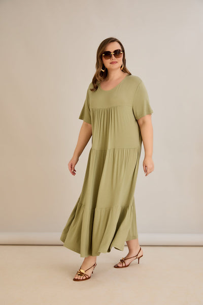 Ecovero-Viskosekleid mit hoher Naht und luftiger Passform - Grün - 10118