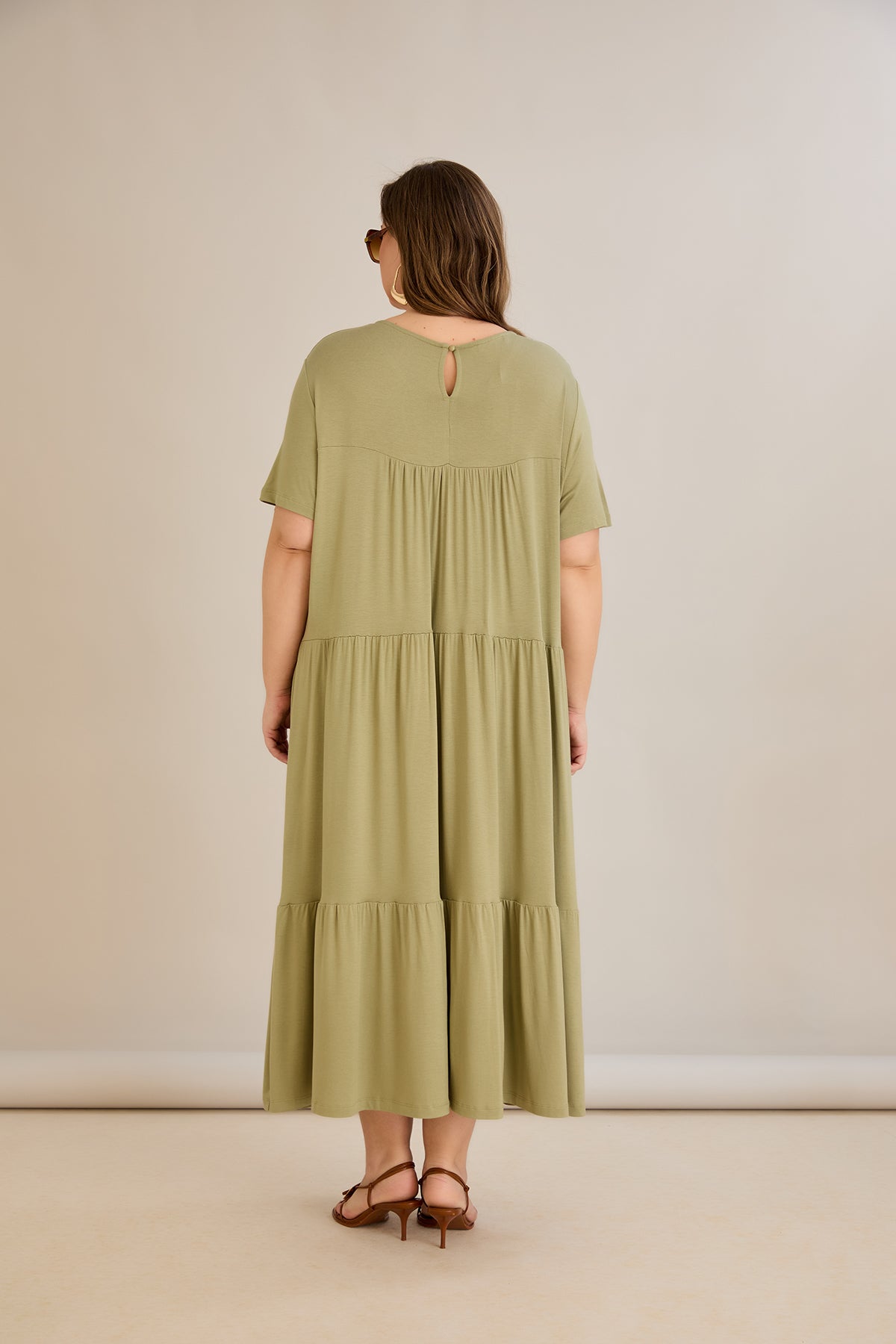 Ecovero-Viskosekleid mit hoher Naht und luftiger Passform - Grün - 10118