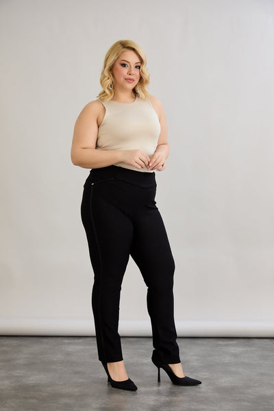 Figurformende und körperbetonende Hose mit seitlichem Satin-Streifen