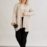 Elegante Strickjacke mit Lurex – offen und mit Taschen - Beige – Beige