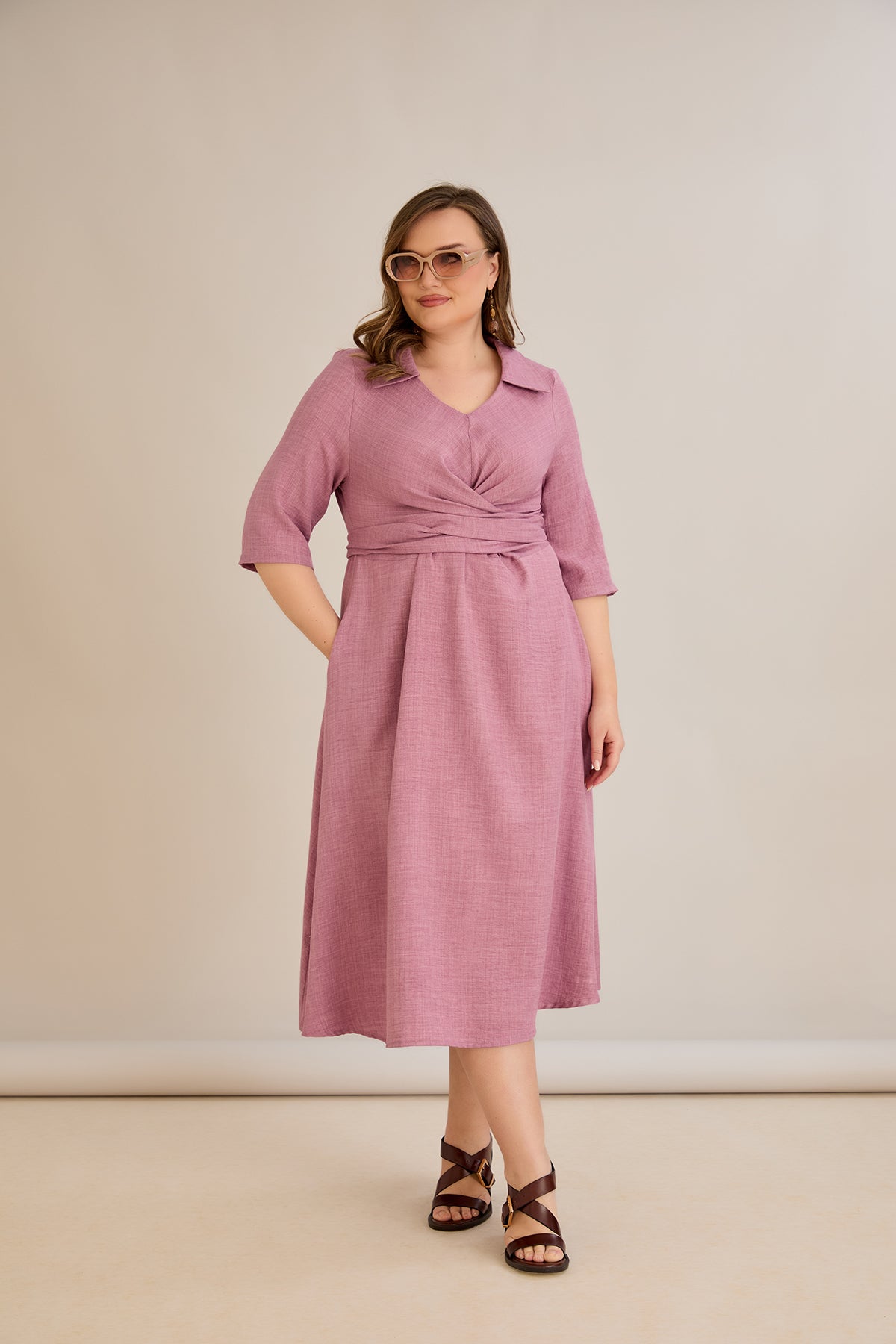 Kleid mit attraktivem Design - Rosenpelz