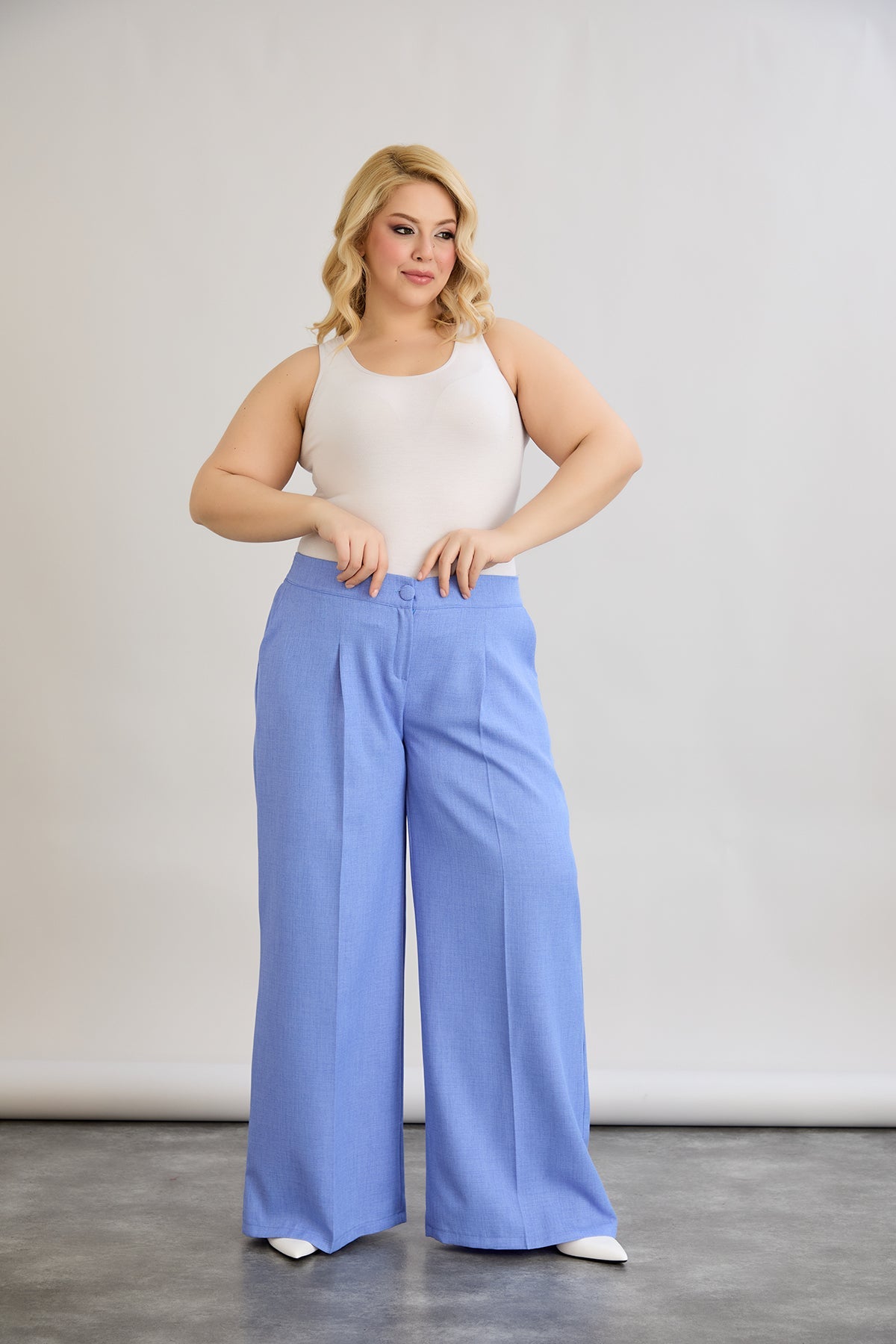 Weite Hose mit elastischem Taillenumfang - Blau