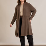 Lange Strickjacke im Cape-Stil – Nerz – Nerz