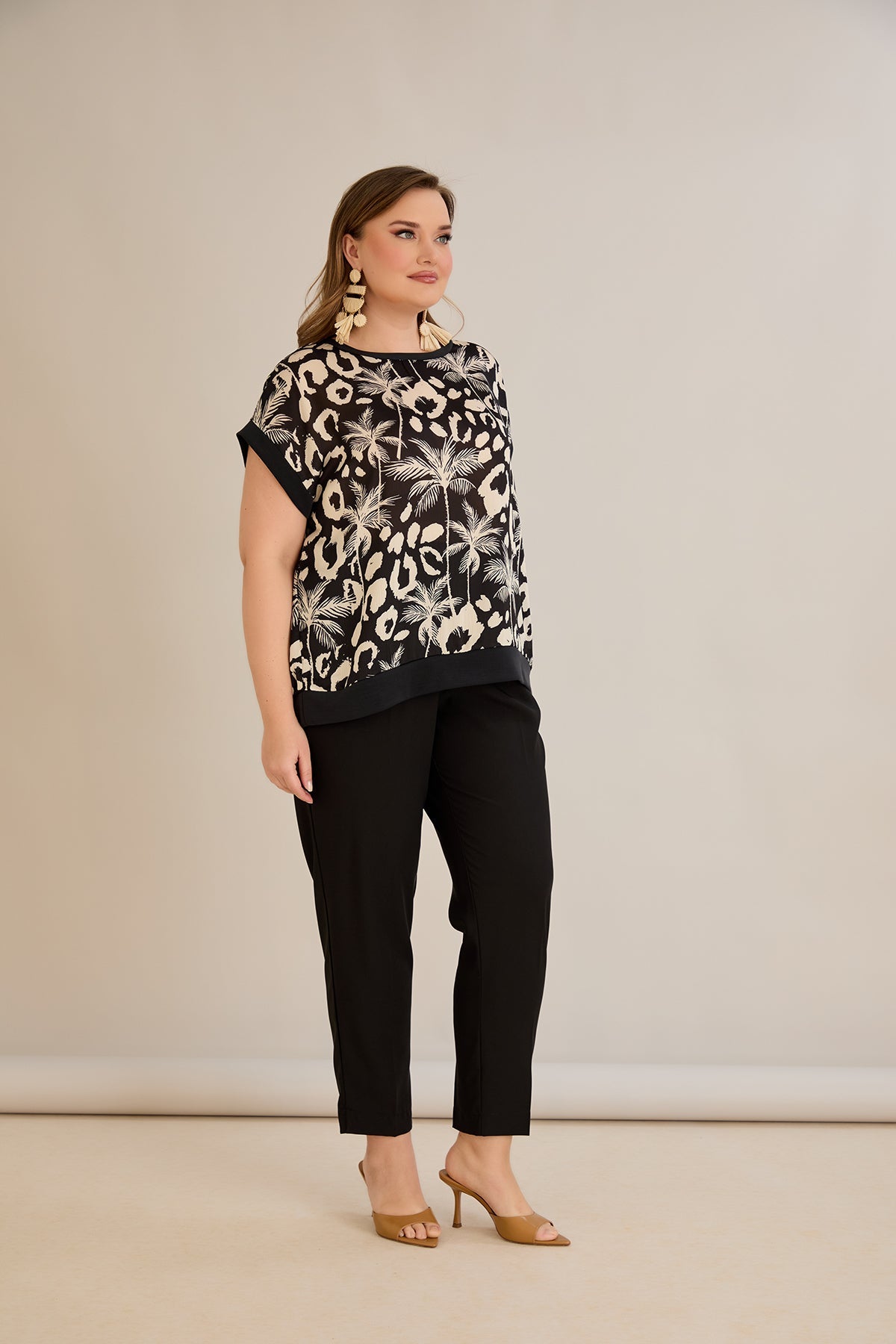 Chiffonbluse mit Tropenprint - 10519