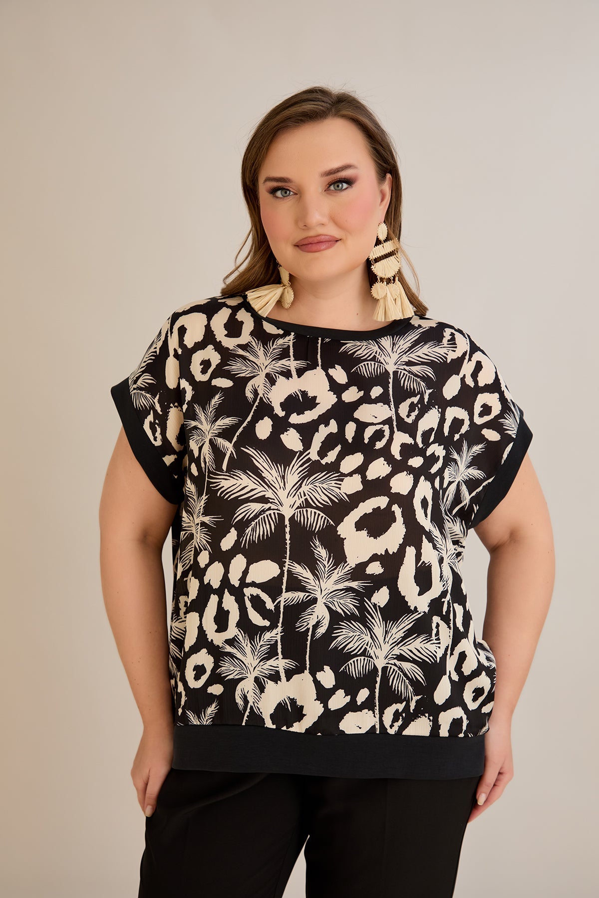 Chiffonbluse mit Tropenprint - 10519