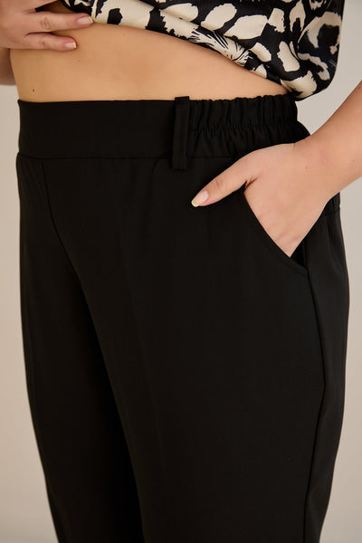 Leichte, elastische Sommerhose - Schwarz