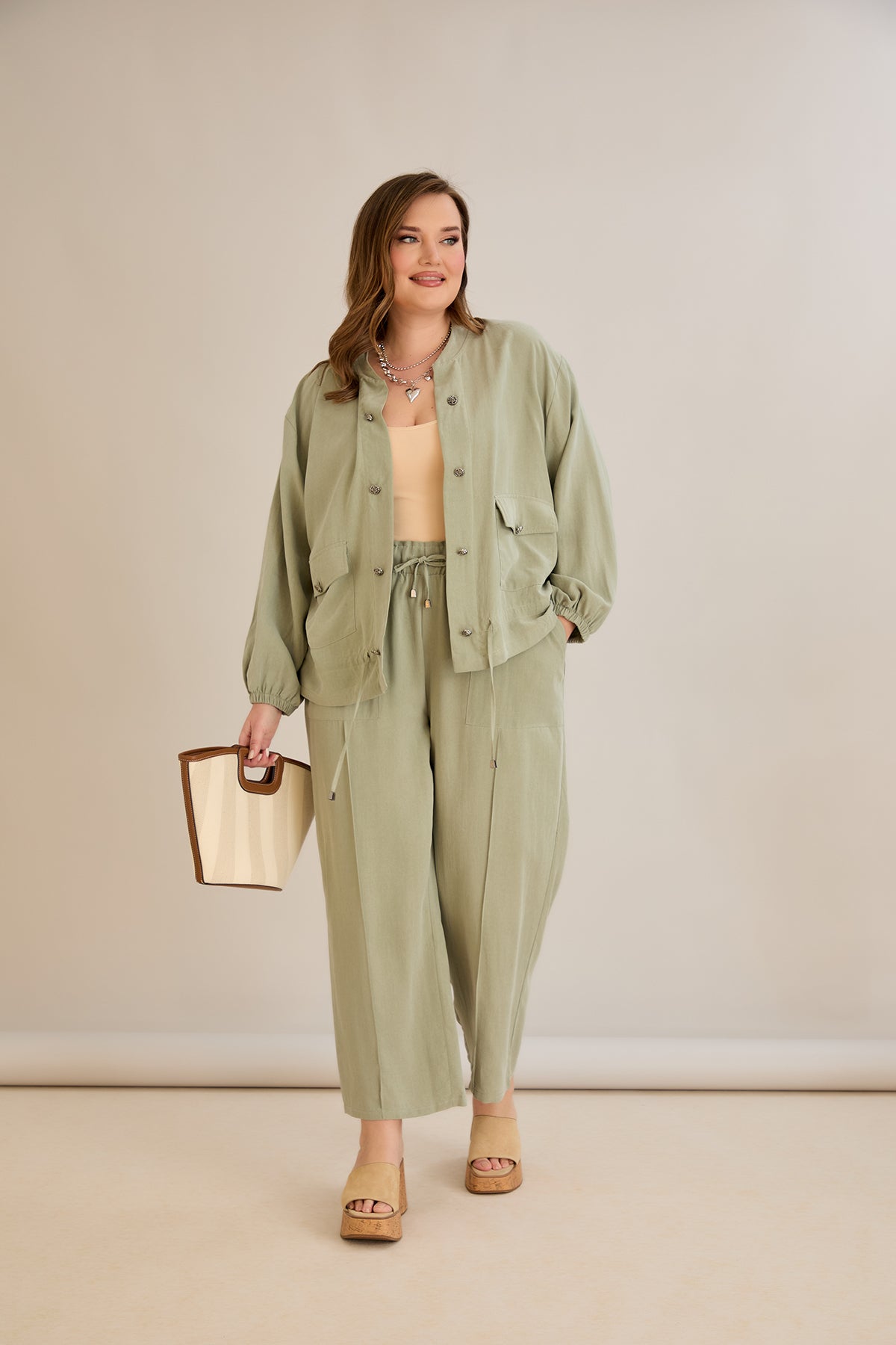 Lyocell Set aus 2 Teilen Hosen + Jacke - Grün 10810