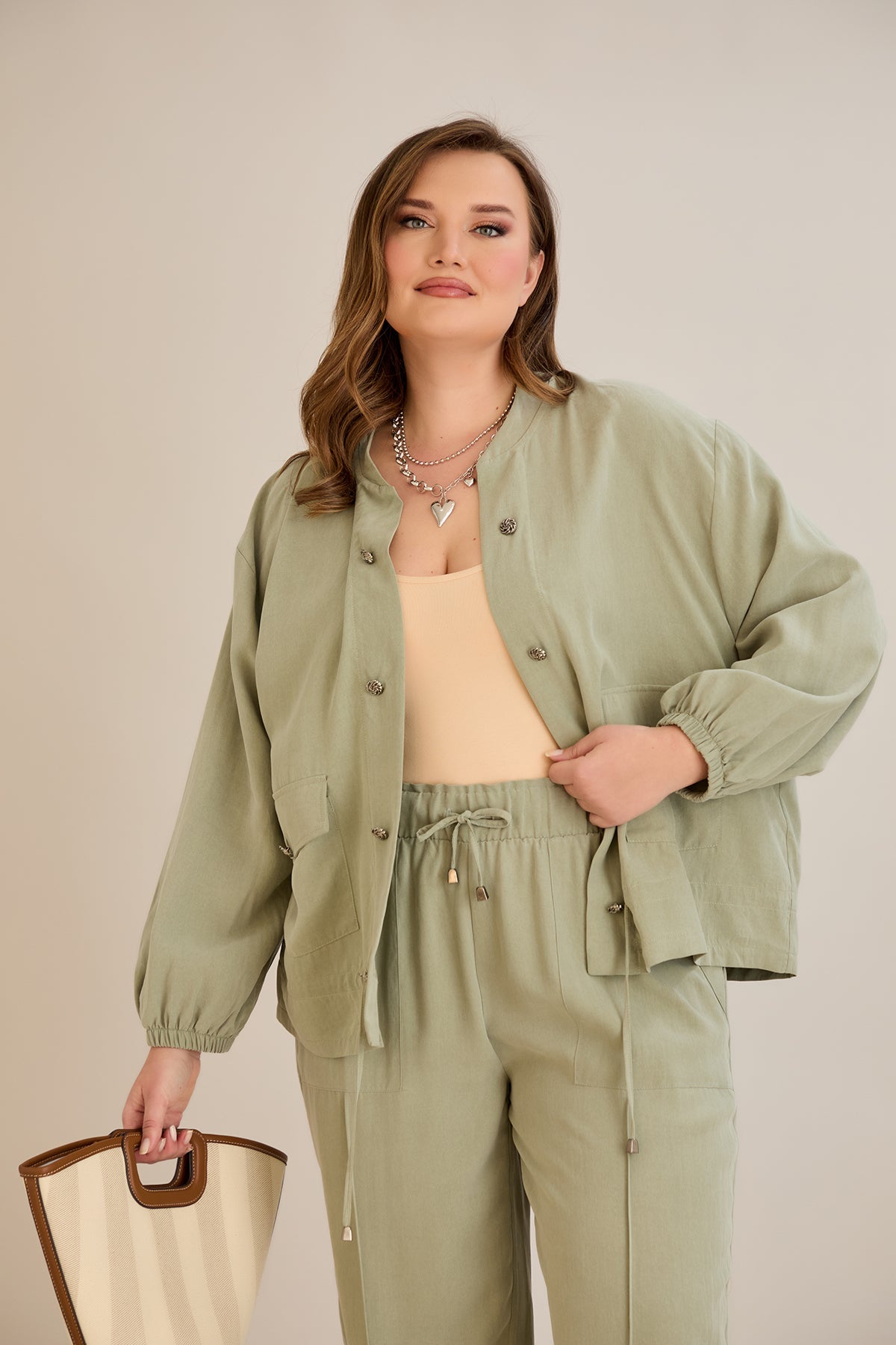 Lyocell Set aus 2 Teilen Hosen + Jacke - Grün 10810